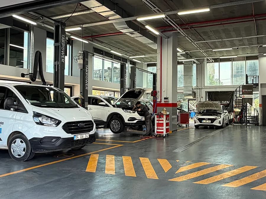Félsen Servis hafif ticari araç bakımı — Lexus servisi, Çayırova